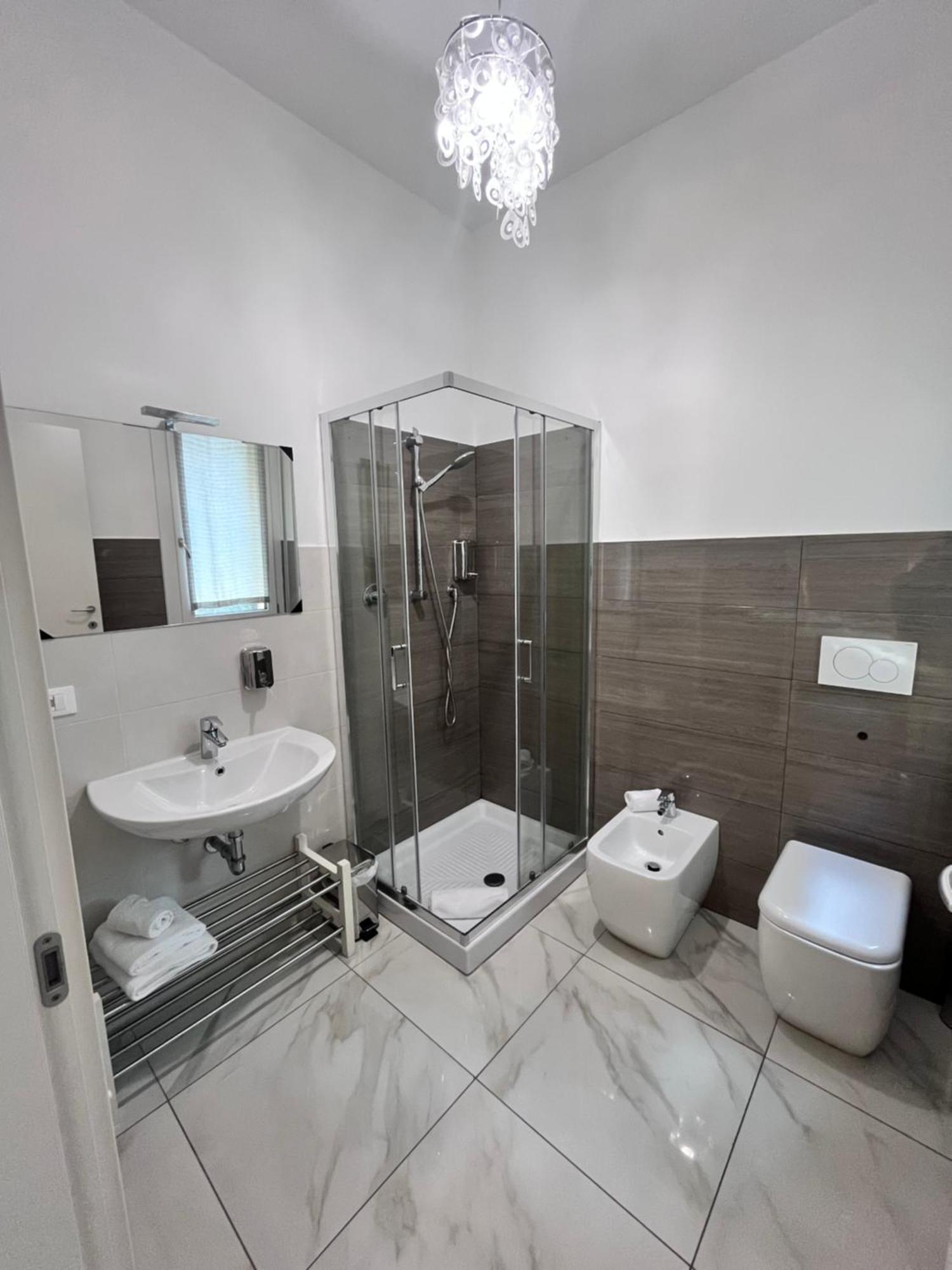 Grand Central Room Bologna Bagian luar foto