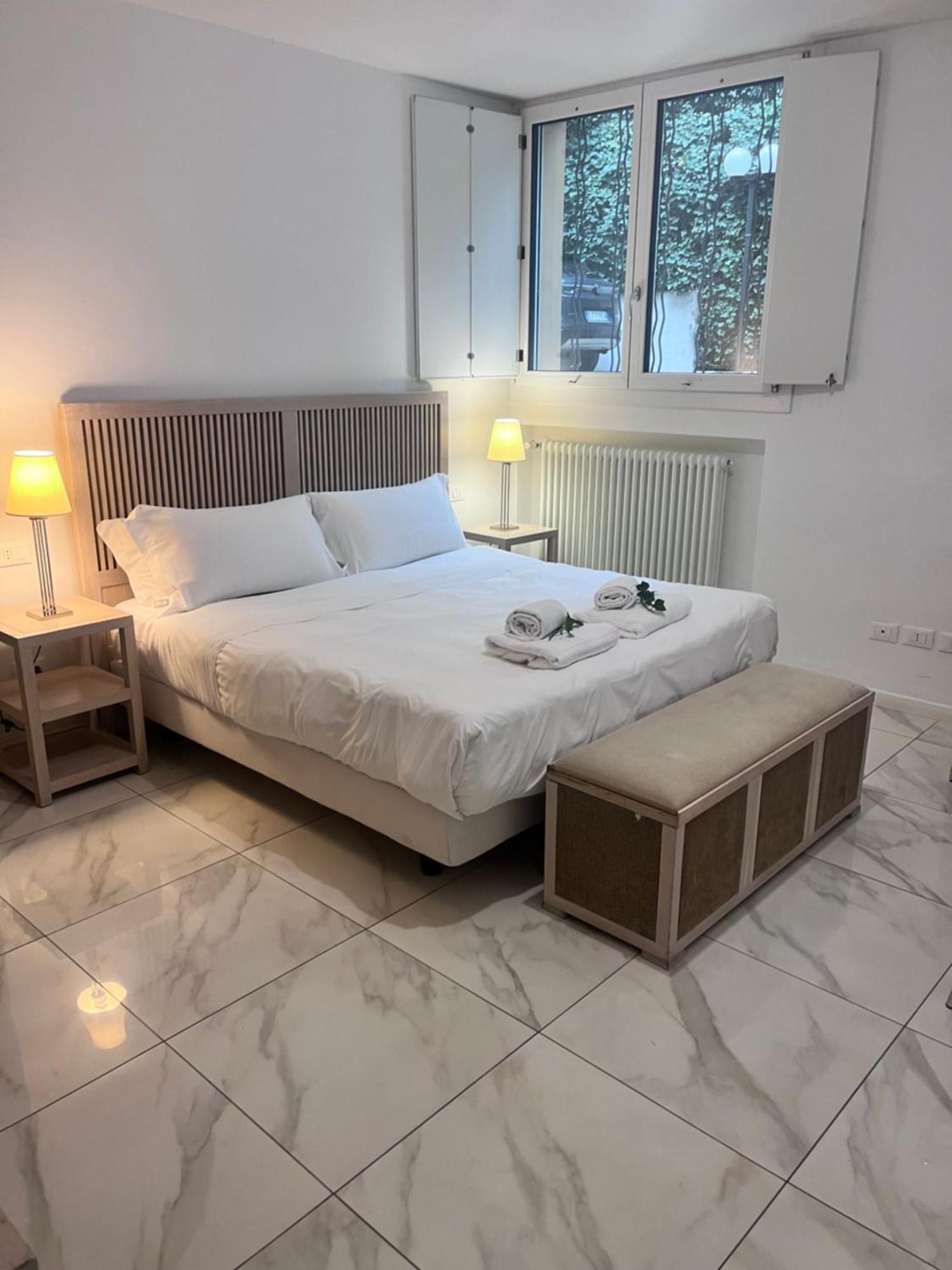 Grand Central Room Bologna Bagian luar foto
